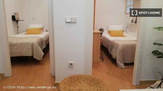 Apartamento de 2 dormitorios en alquiler en Trafalgar - MADRID