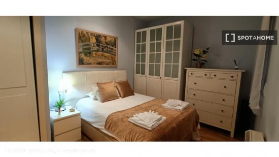 Apartamento de 1 dormitorio en alquiler en Pacífico - MADRID