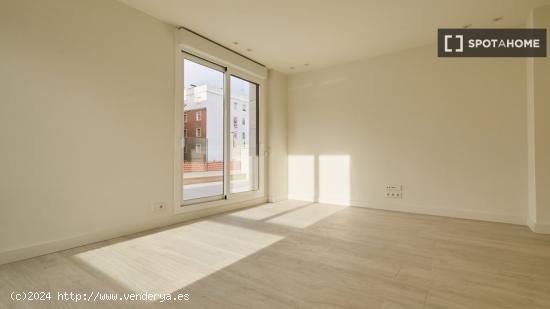 Se alquila piso de 1 dormitorio en El Viso - MADRID