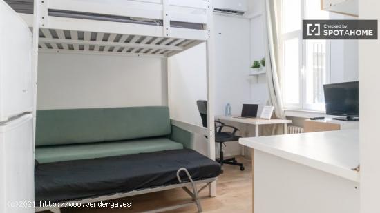 Apartamento de 1 dormitorio en alquiler en Madrid - MADRID