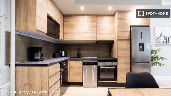 Apartamento de 3 dormitorios en alquiler en Chamartín - MADRID