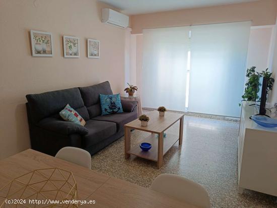  Apartamento de 4 dormitorios en alquiler en Poblats Marítims, Valencia. - VALENCIA 