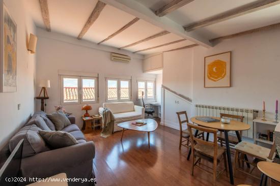  Apartamento de 2 dormitorios en alquiler en Malasaña, Madrid - MADRID 