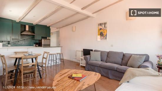 Apartamento de 2 dormitorios en alquiler en Malasaña, Madrid - MADRID