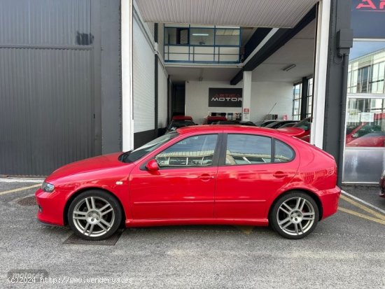 Seat Leon 1.9TDI 150CV de 2005 con 356.000 Km por 6.750 EUR. en Navarra