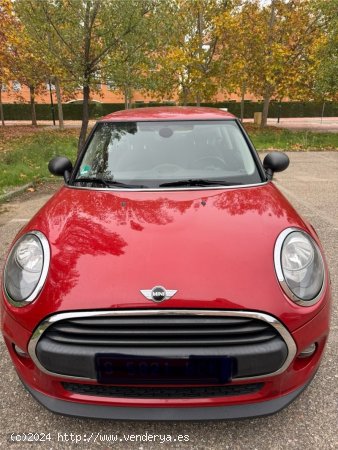 Mini One D de 2015 con 164.500 Km por 13.000 EUR. en Valladolid