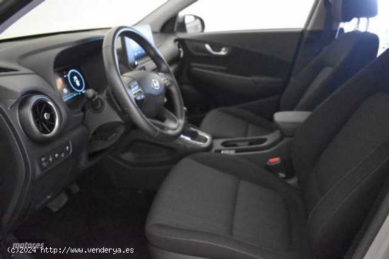 Hyundai Kona 1.6 GDI DT Maxx de 2023 con 24.872 Km por 25.100 EUR. en Murcia