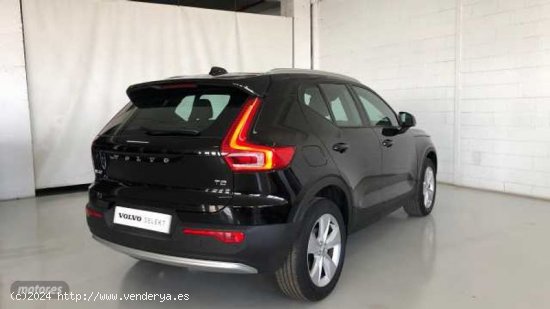 Volvo XC40 Core, T2  Microhibrido, Gasolina de 2024 con 20.111 Km por 34.300 EUR. en Almeria