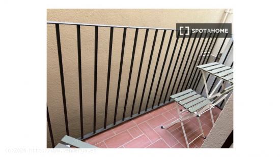 Apartamento entero de 2 dormitorios en Barcelona. - BARCELONA