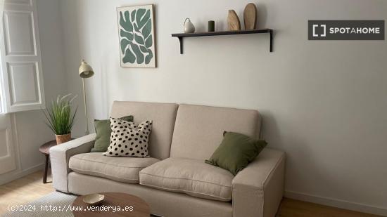 Apartamento entero de 2 dormitorios en Barcelona. - BARCELONA