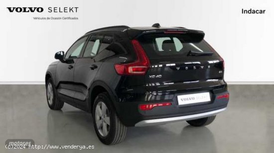 Volvo XC40 Essential, B3 Mild hybrid, Gasolina de 2024 con 154 Km por 36.680 EUR. en Almeria