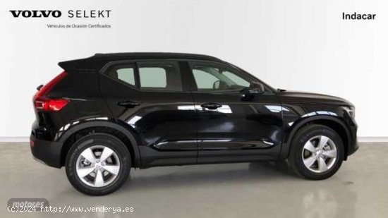 Volvo XC40 Essential, B3 Mild hybrid, Gasolina de 2024 con 154 Km por 36.680 EUR. en Almeria