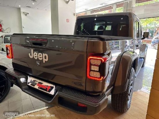 Jeep Gladiator 3.0 Crd Overland de 2022 con 7.300 Km por 59.900 EUR. en Barcelona