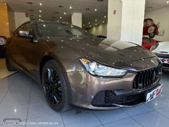 Maserati Ghibli Diesel Aut. 275 de 2017 con 60.000 Km por 38.900 EUR. en Barcelona