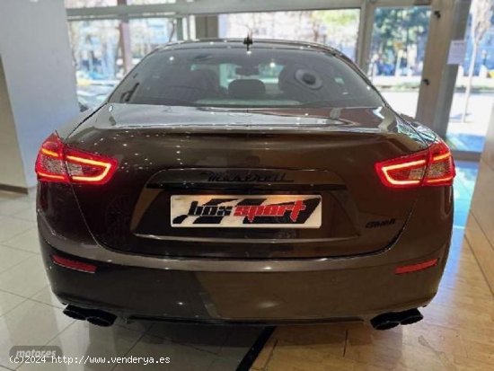 Maserati Ghibli Diesel Aut. 275 de 2017 con 60.000 Km por 38.900 EUR. en Barcelona