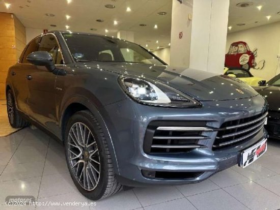 Porsche Cayenne E-hybrid Aut. de 2020 con 69.999 Km por 67.900 EUR. en Barcelona