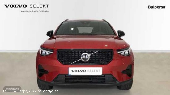 Volvo XC40 XC40 Plus, B3 Mild Hybrid, Gasolina, Dark de 2024 con 4.228 Km por 44.990 EUR. en Ourense