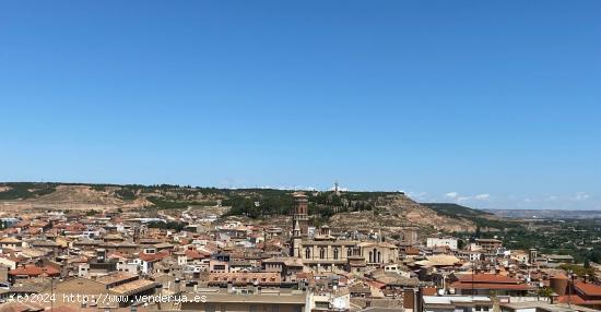 Piso de 3 habitaciones en zona centro de Tudela - NAVARRA