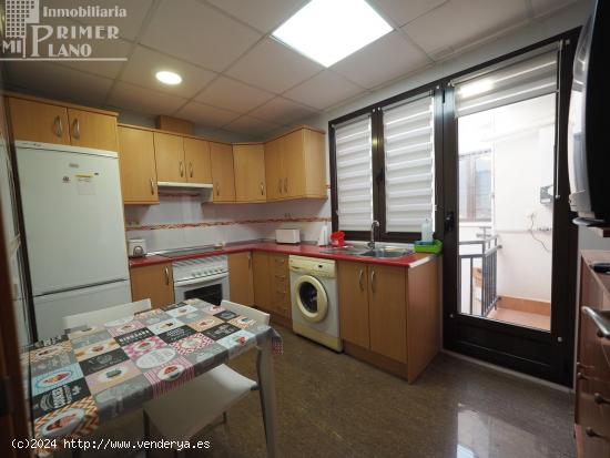 Atico en pleno centro de Tomelloso, de 2 dormitorios, 1 baño y amplia terraza por solo 89.000 €. 