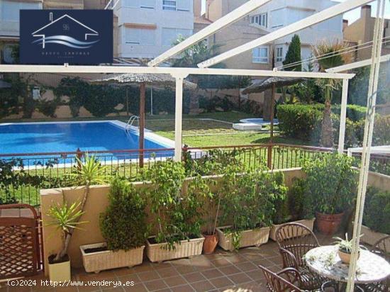  CHALET ADOSADO EN VENTA EN CABO DE LAS HUERTAS - PLAYA SAN JUAN - ALICANTE - ALICANTE 