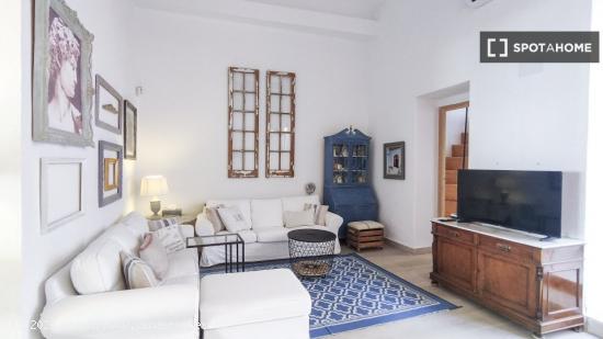 Apartamento completo de 3 dormitorios en Málaga - MALAGA