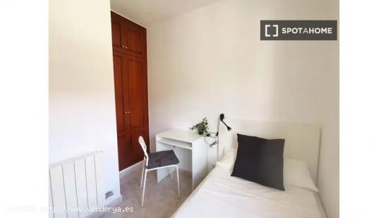 Habitación en piso compartido en el masnou. - BARCELONA