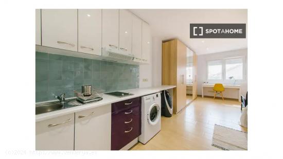 Apartamento estudio en alquiler en Sevilla La Nueva, Madrid - MADRID