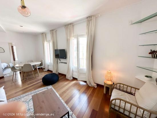  Apartamento entero de 2 dormitorios en Barcelona. - BARCELONA 