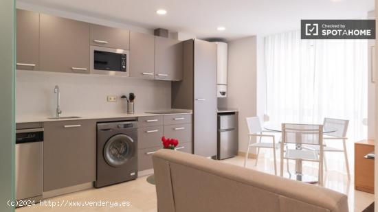 Apartamento de 2 dormitorios en alquiler en Salamanca - MADRID