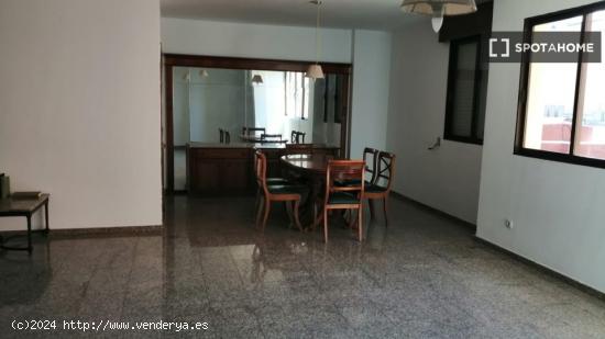 Habitación en piso compartido en Las Palmas de Gran Canaria - LAS PALMAS