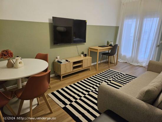  Apartamento entero de 1 dormitorio en Barcelona - BARCELONA 