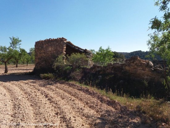 Casa en venta en Torre del Compte (Teruel)