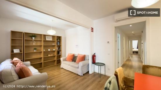 Apartamento entero de 3 habitaciones en Barcelona. - BARCELONA