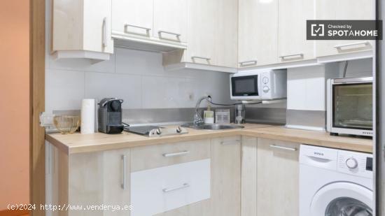 Apartamento de 2 dormitorios en alquiler en Madrid - MADRID