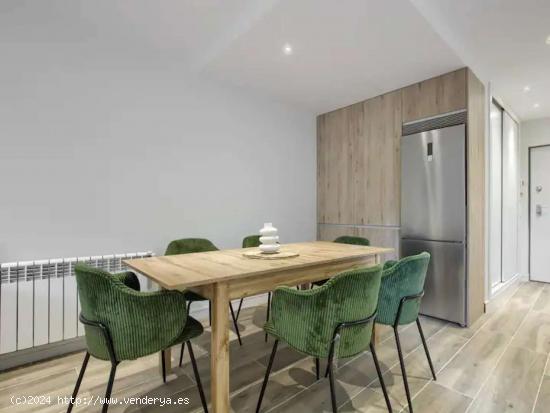  Apartamento de 2 dormitorios en alquiler en Madrid - MADRID 