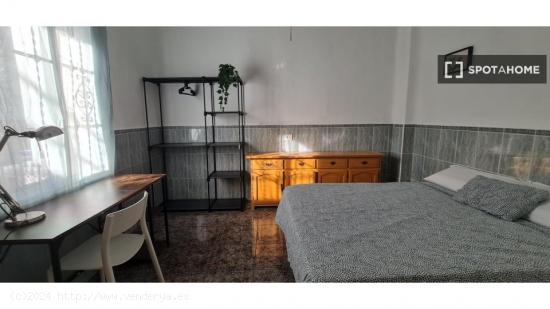 Habitación en piso compartido en Espinardo - MURCIA