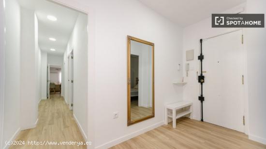 Piso de 4 habitaciones en alquiler en L'Olivereta - VALENCIA