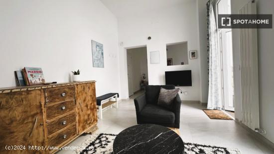 Apartamento de 3 habitaciones en alquiler en Madrid - MADRID