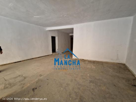 INMOBILIARIA LA MANCHA VENDE LOCAL EN ZONA FERIA DE ALBACETE - ALBACETE