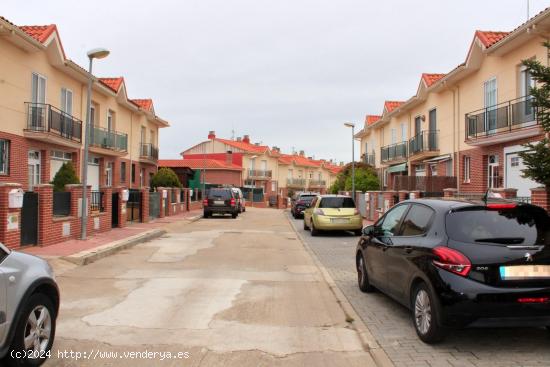 ¡Tu sueño de vivir en un hogar espacioso y lleno de luz se hace realidad en Cigales! - VALLADOLID