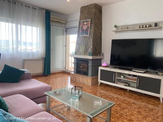  Chalet con piscina - TARRAGONA 