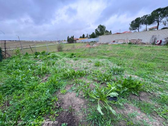 Terreno Urbano en Yuncos - Ideal para Construir la Casa de Tus Sueños - TOLEDO