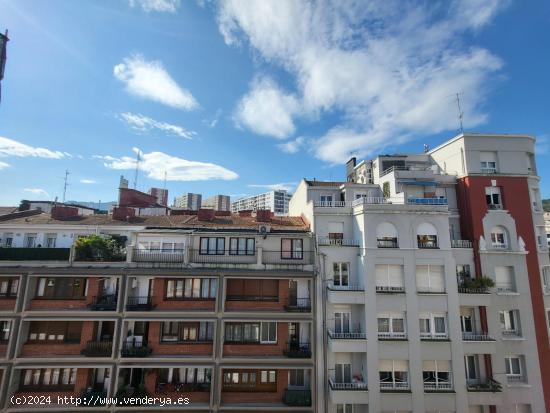 ATICO  CON TERRAZA REFORMADO - VIZCAYA