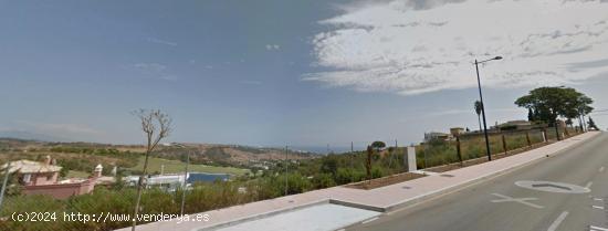  Venta de parcela con vistas al mar  para construir un chalet entre Estepona Valle Romano . - MALAGA 