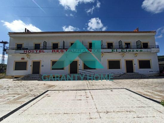 ¡OPORTUNIDAD ÚNICA! SE VENDE HOTEL EN CARRETERA DE ALISEDA, CÁCERES 🏨✨ - CACERES