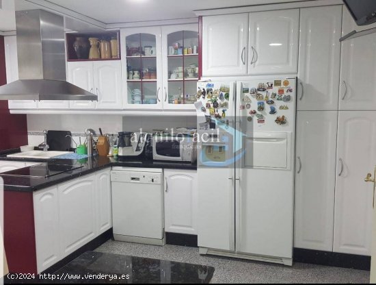 SE VENDE PISO DE 5 DORMITORIOS- AVDA DE ESPAÑA- 450.000 €