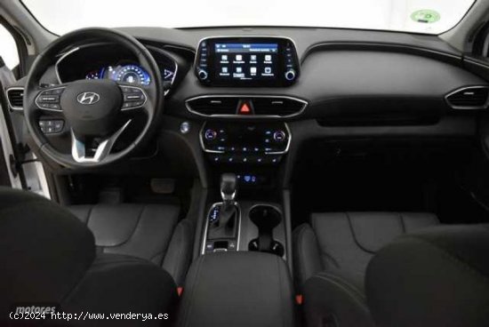 Hyundai Santa Fe Santa Fe Tm 2.2CRDi Style DS 4x4 Aut. de 2019 con 45.222 Km por 36.500 EUR. en Murc