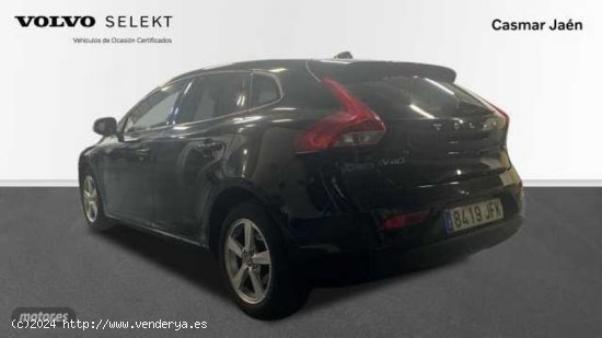 Volvo V 40 V40 D2 Kinetic Manual de 2015 con 125.600 Km por 12.000 EUR. en Jaen