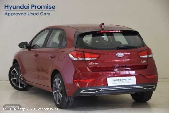 Hyundai i30 1.5 DPI Klass SLX 110 de 2023 con 8.963 Km por 19.990 EUR. en Pontevedra