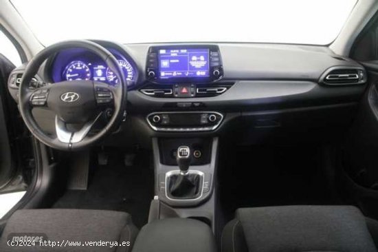 Hyundai i30 1.5 DPI Klass SLX 110 de 2023 con 12.220 Km por 19.990 EUR. en Cadiz